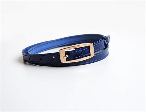 navy blue patent ladies belt.